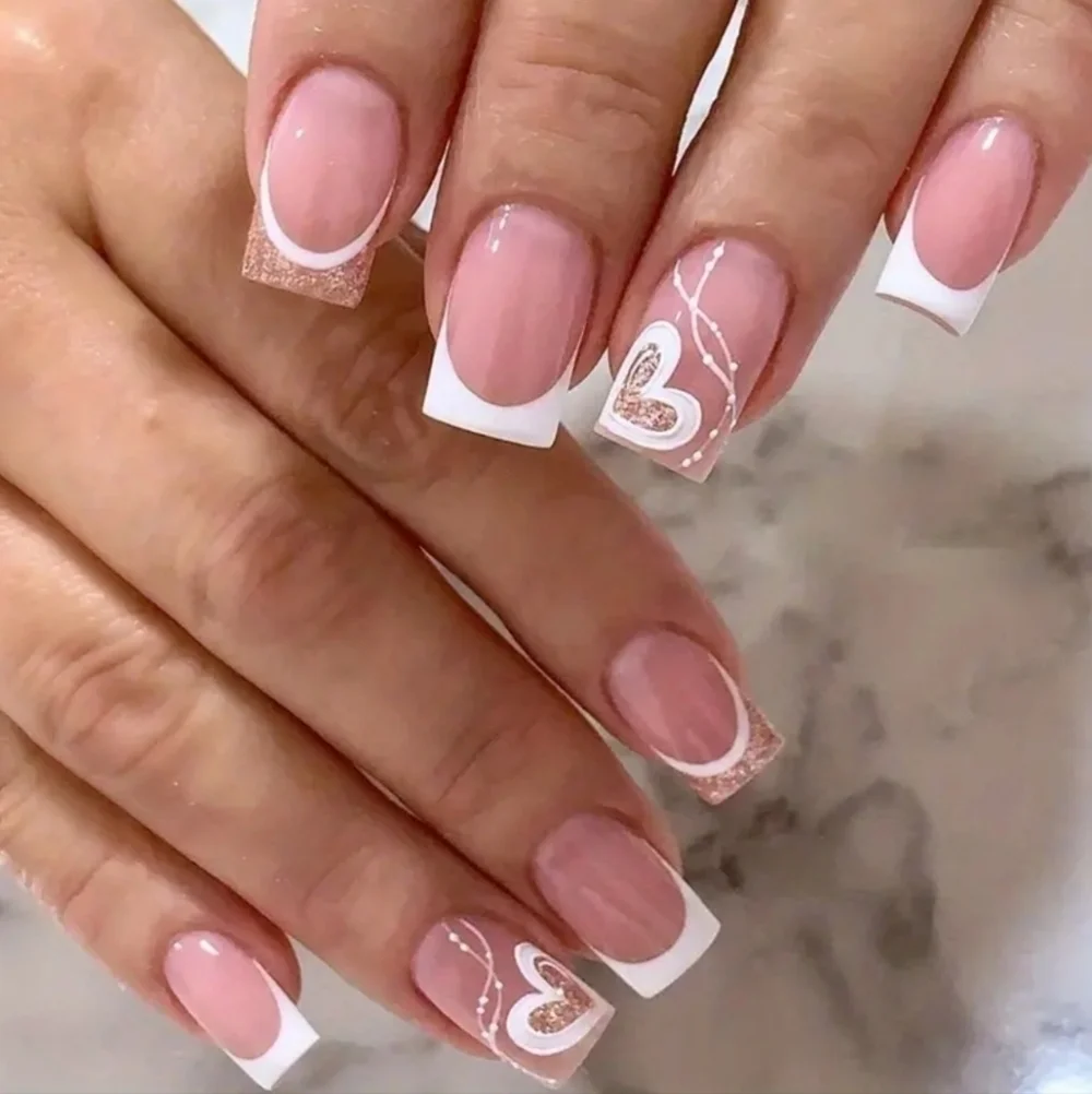 24 Pieces Fake Press On Nails